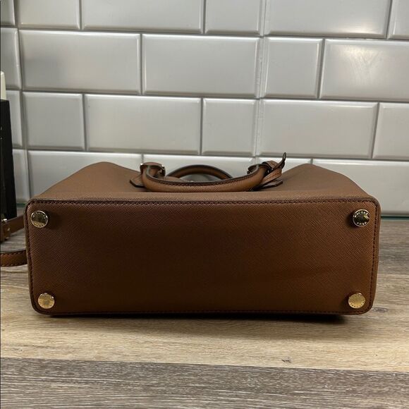 4211 Michael Kors Tan Satchel Bag 244654211 - Picture 3 of 16